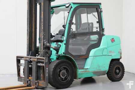 Dieselový VZV 2017  Mitsubishi FD45NT (1)