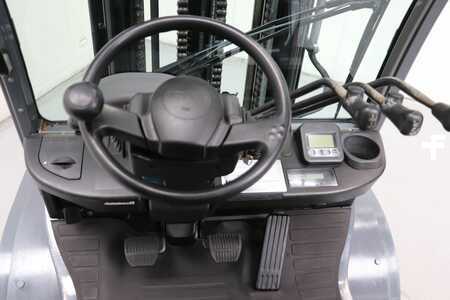 Dieseltrukki 2012  Toyota 52-8FDJF35 (3)