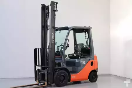 Gas truck 2017  Toyota 02-8FGF15 (1)