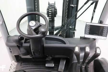 Chariots électriques à 3 roues 2019  Still RX20-20L (3)