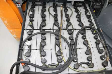 Chariots électriques à 3 roues 2019  Still RX20-20L (5)