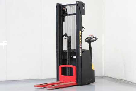 Ruční vysokozdvižný vozík 2020  Hyster S1.2 (1)