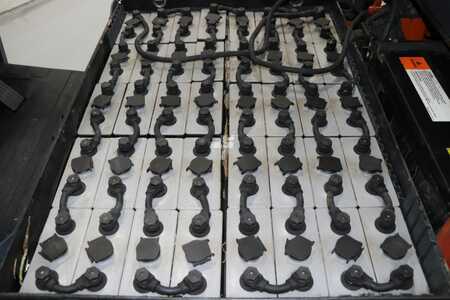 Elektro 4 Rad 2015  Toyota 8FBMKT25 (5)