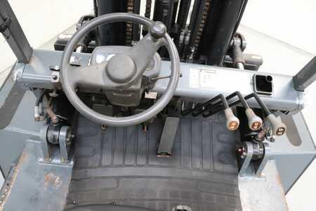 Gasoltruck 2012  TCM FG70Z8 (3)