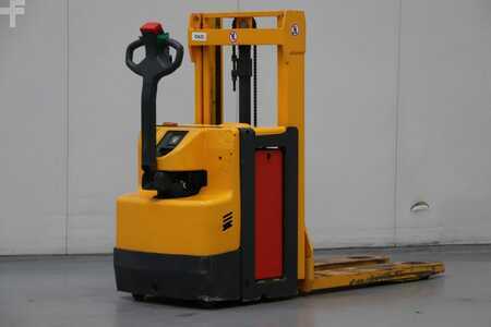 Ruční vysokozdvižný vozík 2003  Jungheinrich EJD 20 (2)