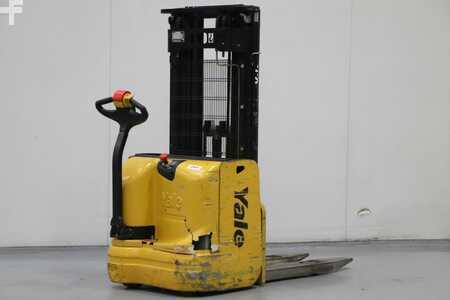 Pallestabler 2005  Yale MS12 (2)