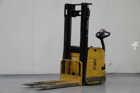 Magasemelésű béka 2014  Yale MS16 (1)