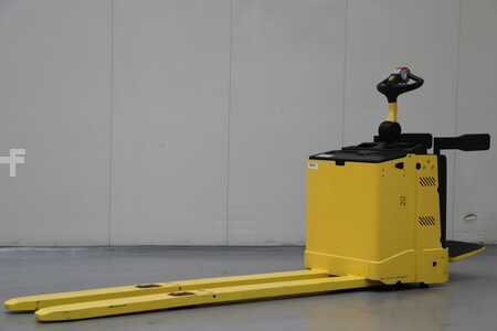 Lavtløftende truck 2017  Hyster P2.0S (1)