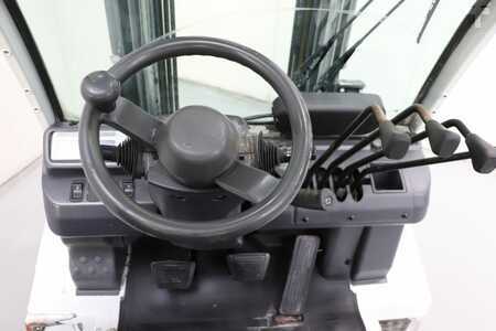 Carrelli elevatori diesel 2016  Unicarriers YG1D2A30Q (3)