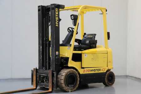 Elektromos 4 kerekű 2006  Hyster J2.00XM (1)