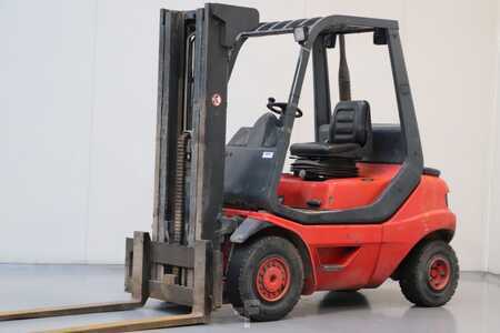 Diesel gaffeltruck - Linde H25D (1)