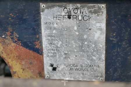 Carrelli elettrici 4 ruote 1990  Toyota FBM25 (4)