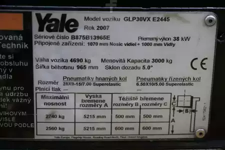 Gas gaffeltruck 2007  Yale GLP30VX (4)