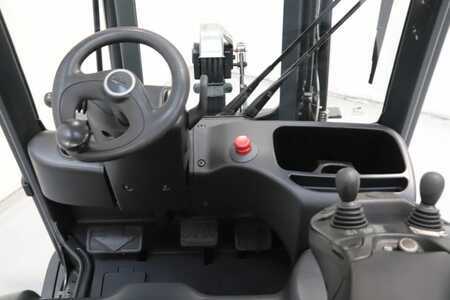 Chariots électriques à 4 roues 2020  Linde E20PH-02 (3)