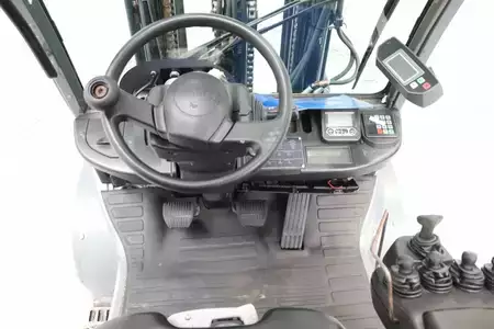 Dieseltrukki 2015  Toyota 52-8FDF30 (3)