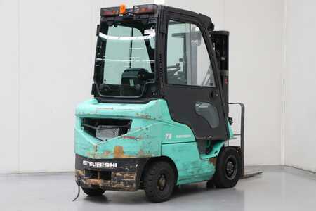 Chariots élévateurs diesel 2013  Mitsubishi FD20CN (2)