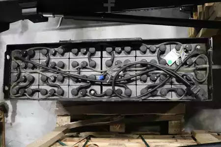 Vertical order pickers 2016  BT OME100H (4)