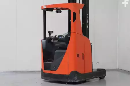 Chariots à mât rétractable 2016  BT RRE160 (2)