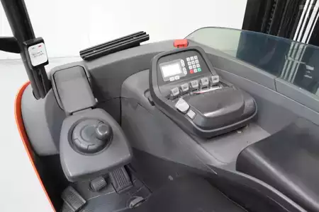 Chariots à mât rétractable 2019  BT RRE160H (3)