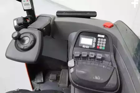 Carretilla retráctil 2019  Toyota RRE140H (3)