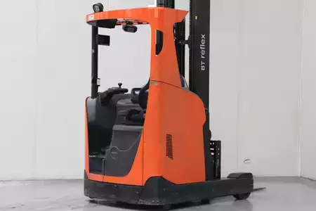 Chariots à mât rétractable 2019  BT RRE160H (2)