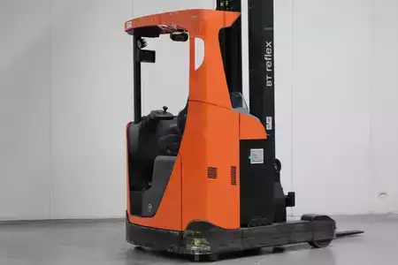 Carrelli retrattili 2017  BT RRE160 (2)