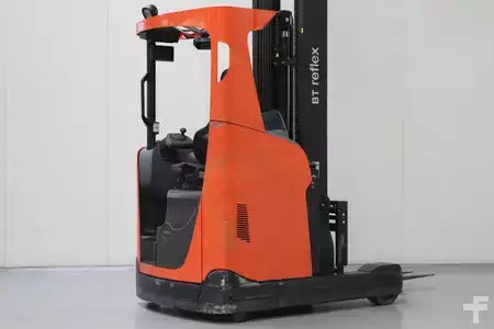 Chariots à mât rétractable 2019  BT RRE160H (2)