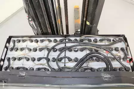 Chariots à mât rétractable 2014  BT RRE160 (6)