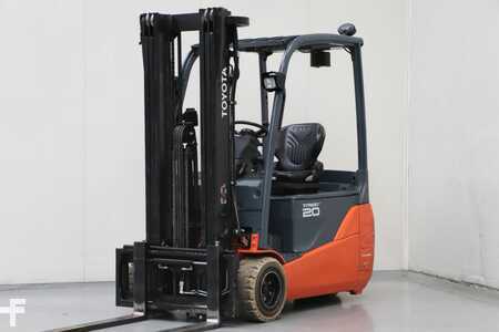Elektrisk- 3 hjul 2015  Toyota 8FBET20 (1)