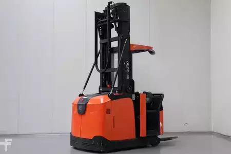 Vertical order pickers 2020  BT OME100H (2)