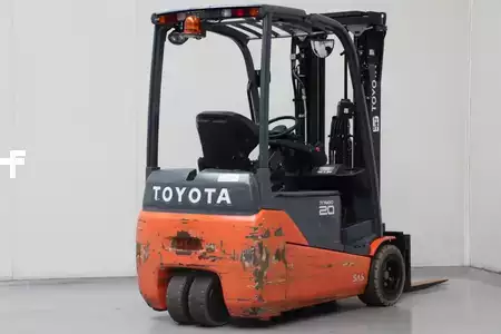 El truck - 3 hjulet 2015  Toyota 8FBET20 (2)