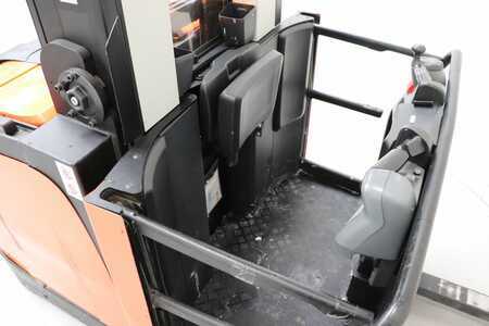 Vertikal-Kommissionierer 2018  BT OME100H (3)