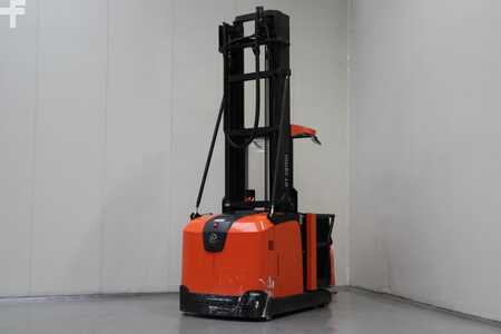 Vertikal-Kommissionierer 2016  BT OME100H (2)