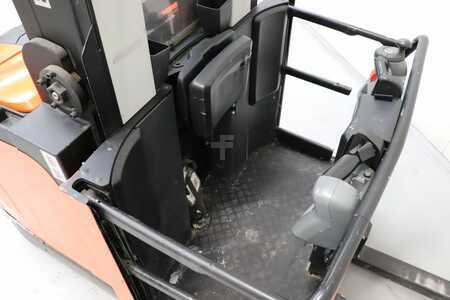 Vertikal-Kommissionierer 2016  BT OME100H (3)