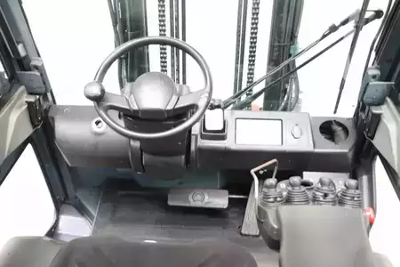 Elektromos 4 kerekű 2019  Toyota 8FBMT30 (3)