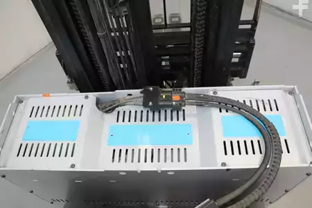 Carrelli retrattili 2019  BT RRE160H (6)