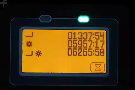 Elektryczne 4-kołowe 2018  Toyota 8FBMT30 (7)