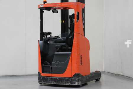 Carretilla retráctil 2017  BT RRE160H (2)