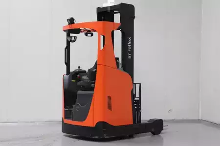 Chariots à mât rétractable 2020  BT RRE160HEX (Miretti) (2)