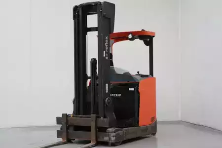 Chariots à mât rétractable 2017  BT RRE160H (1)