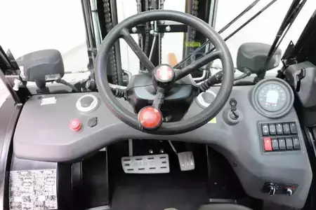 Carretilla todoterreno 2023  Manitou MC30-4 ST5 (3)