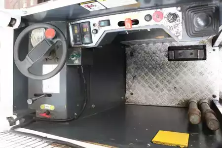 Négyutas targonca 2006  Combilift C3000GT (3)