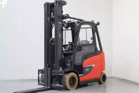 Carrelli elettrici 4 ruote 2023  Linde E30HL-01/600 (1)