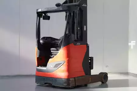 Työntömastotrukki 2015  Linde R16HD-01 (2)
