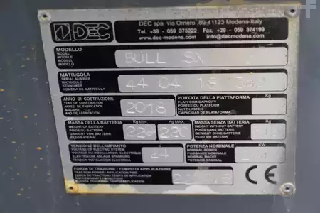 Tractor de arrastre 2018  DEC BULL SX (4)