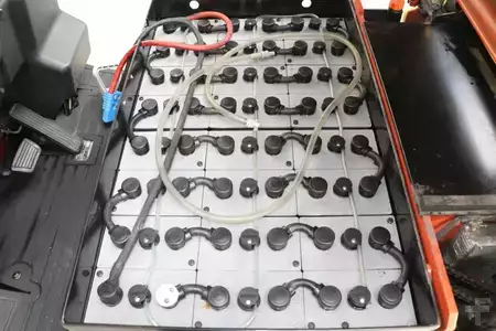 Elektromos 4 kerekű 2004  Nissan GN01L18HQ (5)