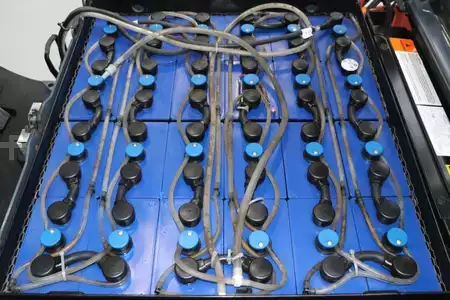 Chariots électriques à 3 roues 2019  Toyota 8FBE18T (5)