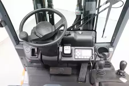 Chariots électriques à 3 roues 2019  Toyota 8FBE18T (3)