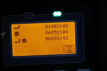 Chariots électriques à 3 roues 2019  Toyota 8FBE18T (7)