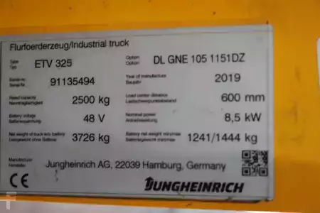 Reachtrucks 2019  Jungheinrich ETV 325 (4)